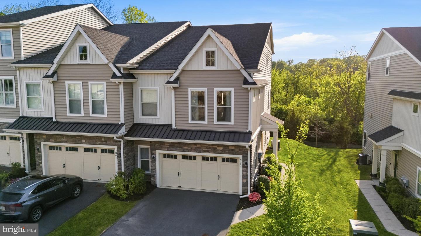332 Redbud Lane