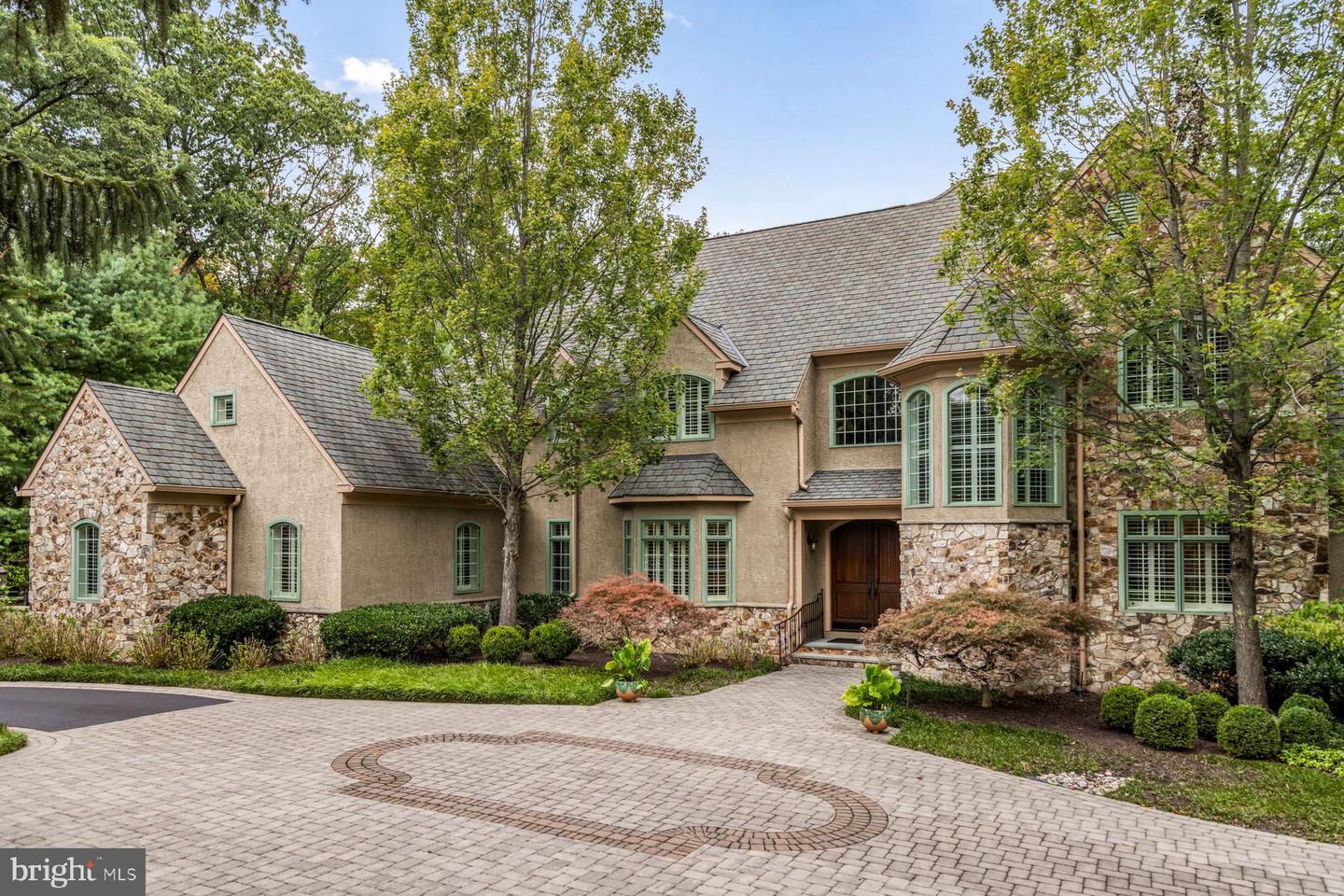 1255 Horseshoe Trail
