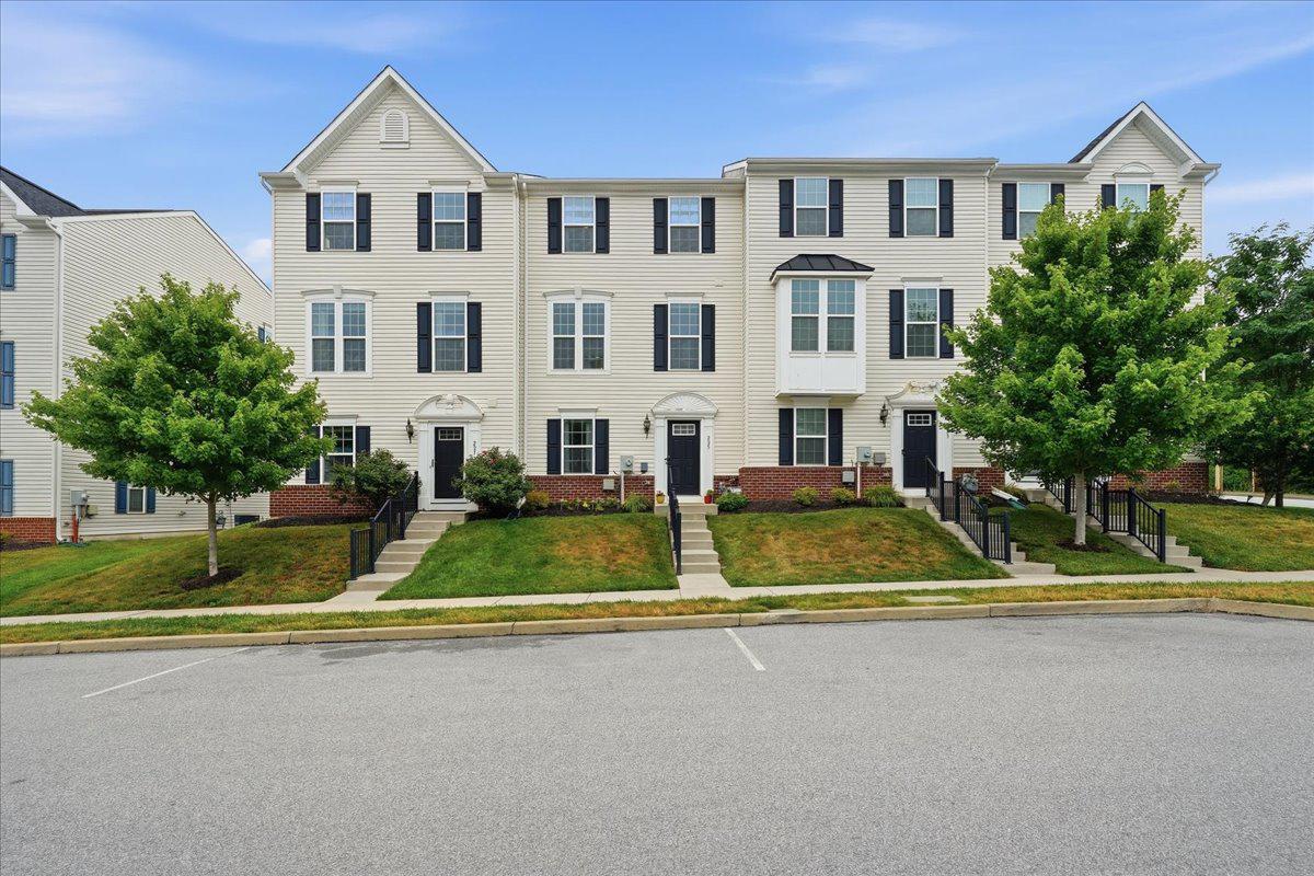 225 Ashburn Road