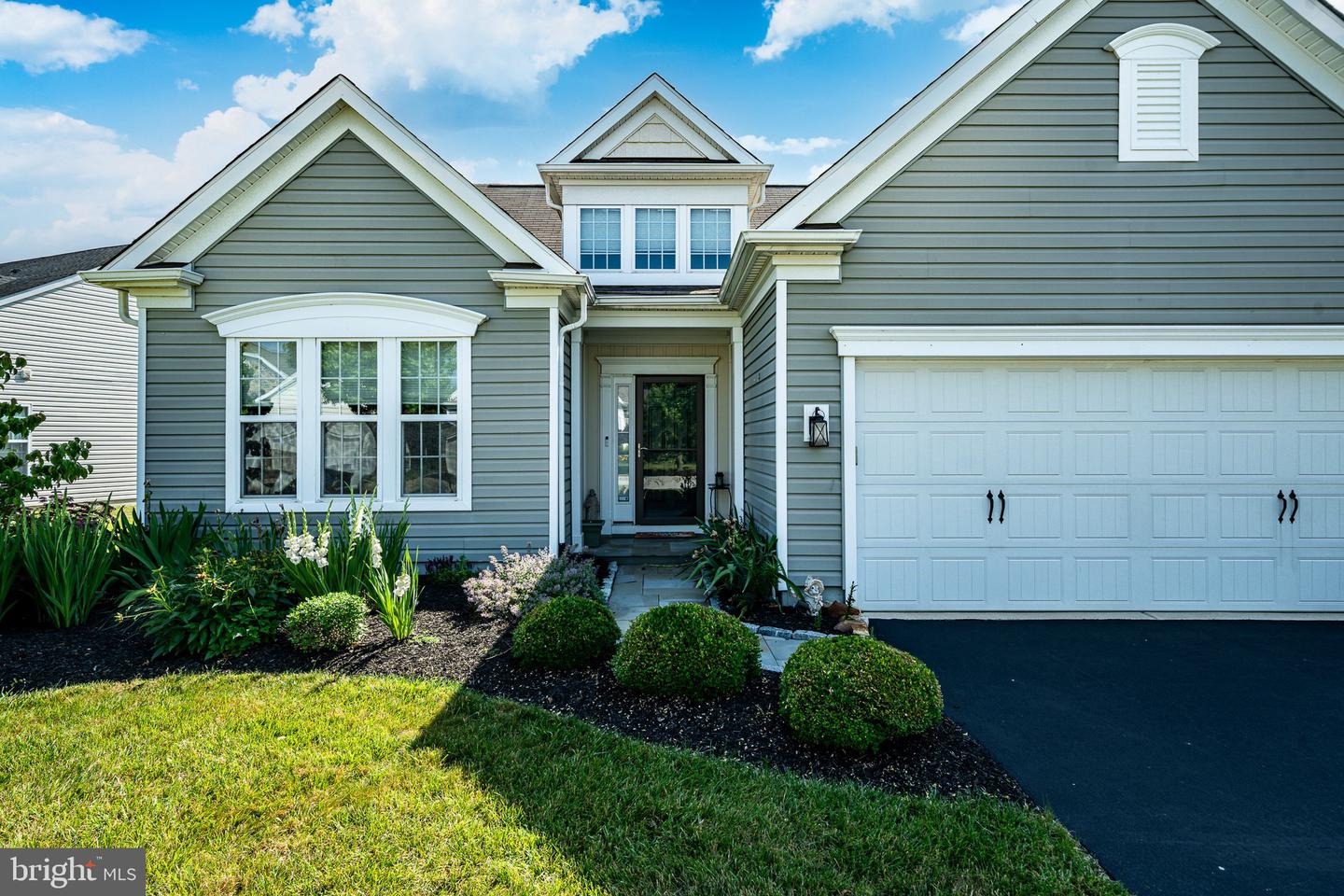 443 Hallman Ct