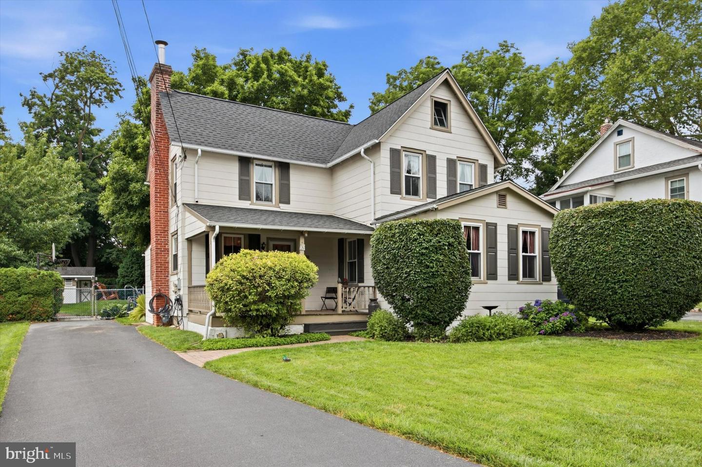 3 Maple Avenue