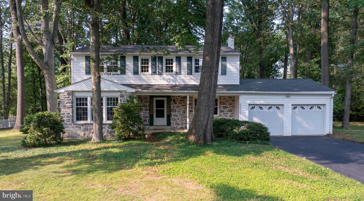 209 Crump Road