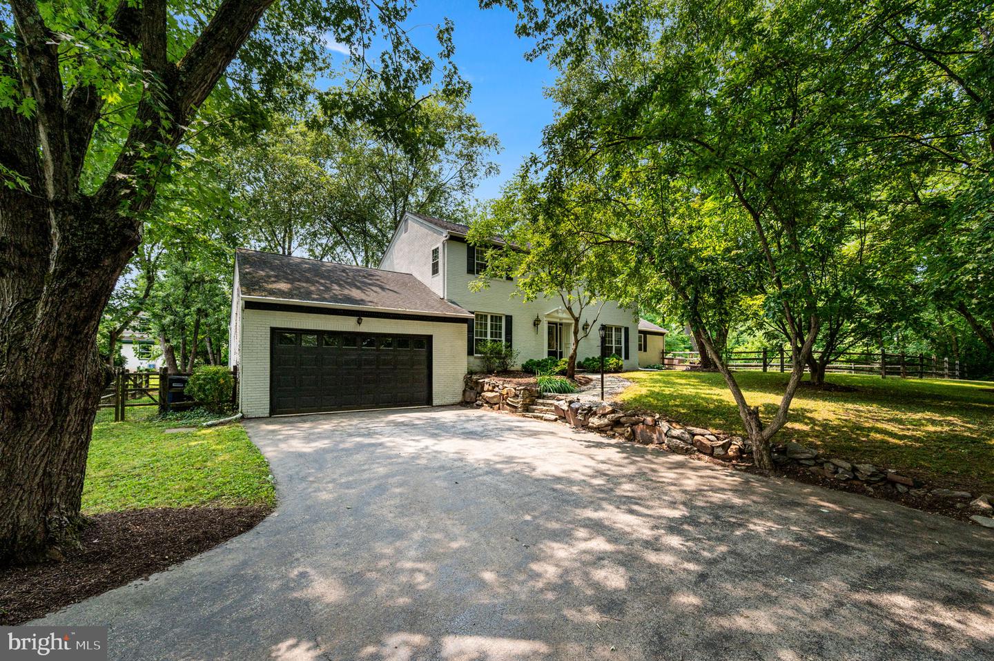 497 Black Swan Lane