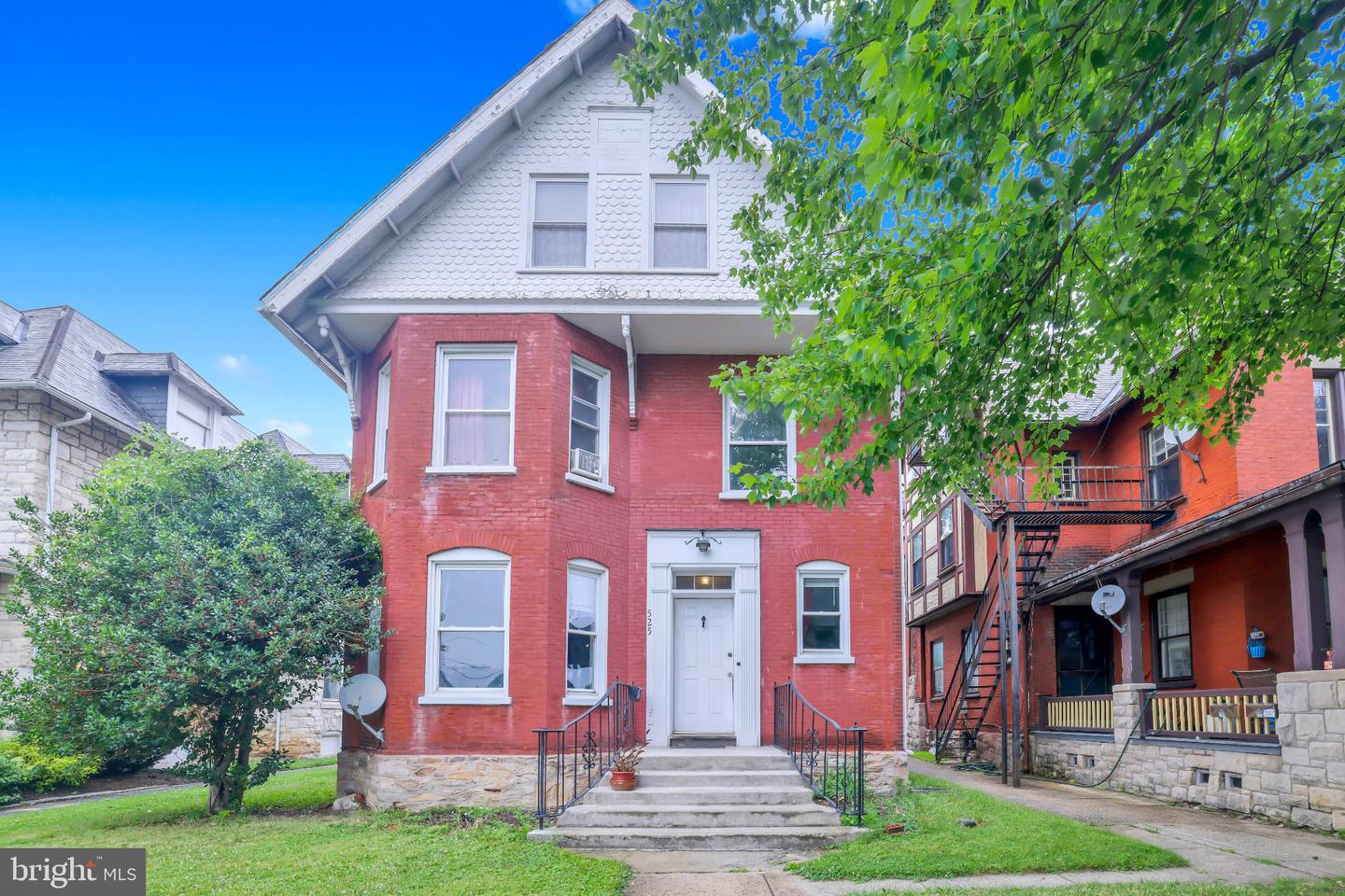 525 Lincoln Highway E