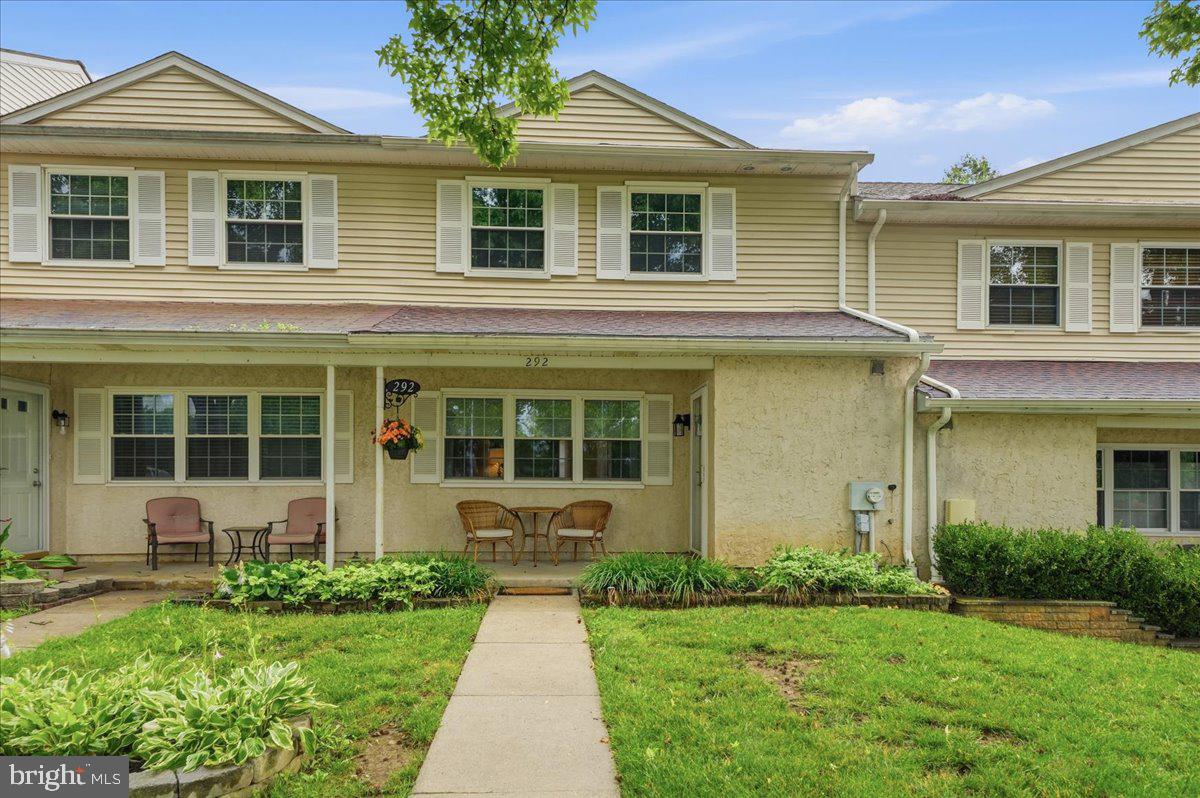 292 Carlyn Court