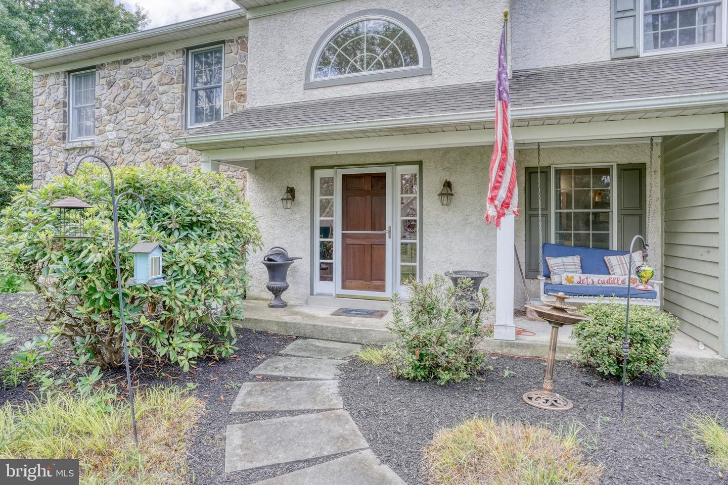 200 Derby Lane