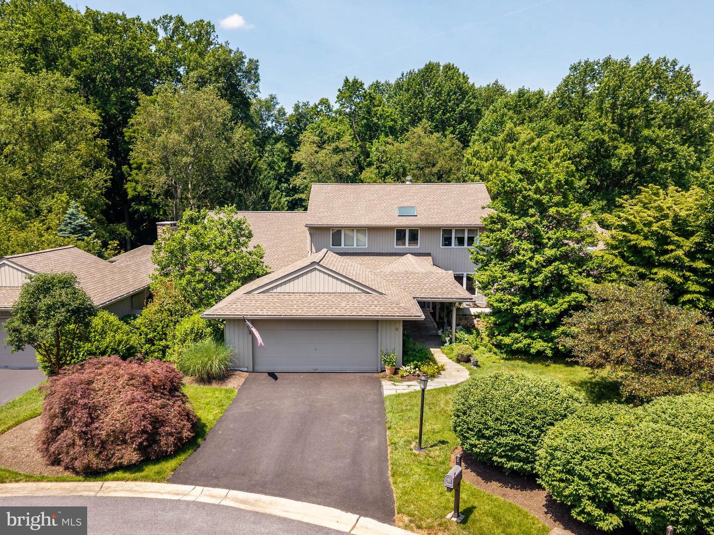8 Tullamore Drive