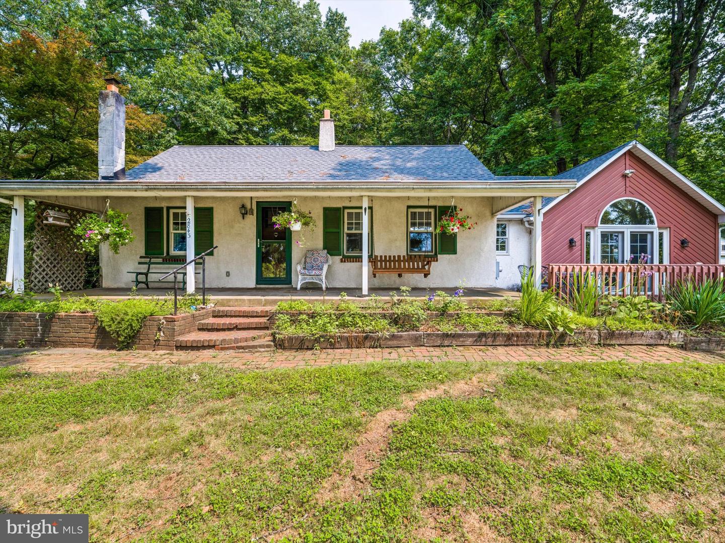 2843 Flowing Springs Road