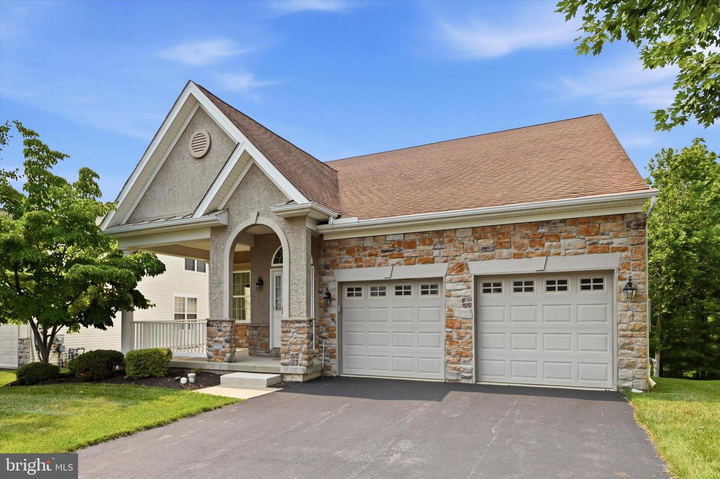 270 Hendrickson Lane