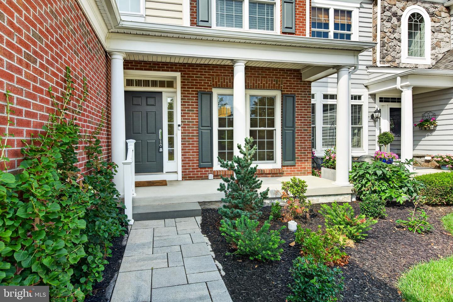 327 S Caldwell Circle