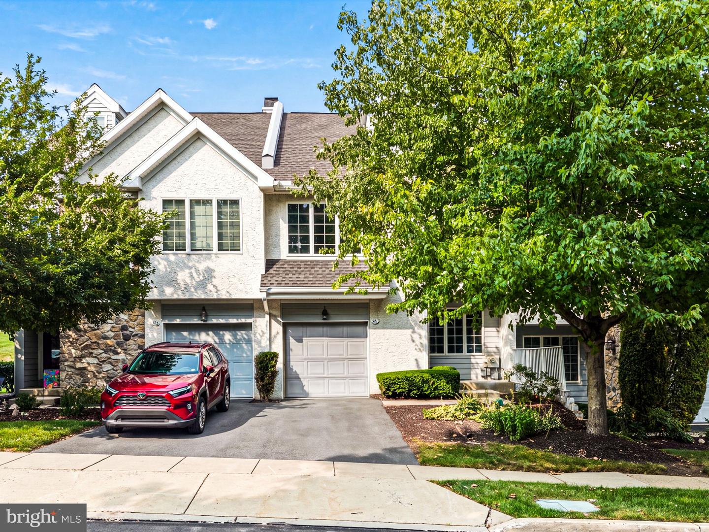 321 Bristol Circle #321