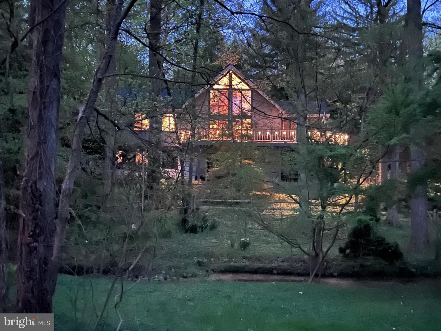 433 Homestead Road, Wayne