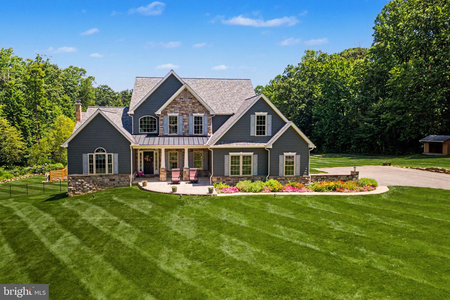 458 N Sandy Hill Road