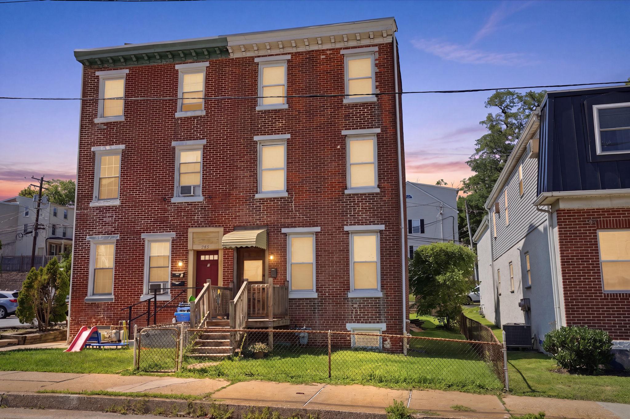 251 E Market St, West Chester