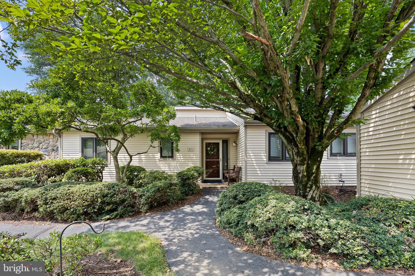 971 Kennett Way #971