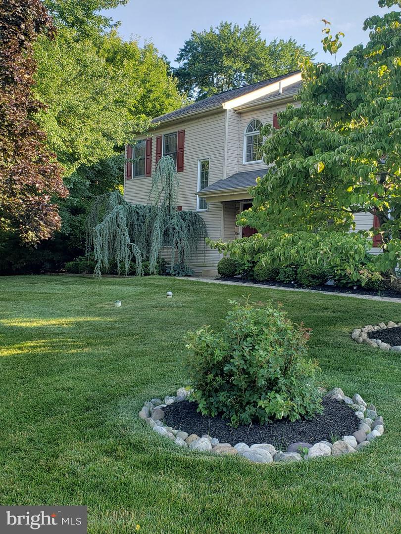 1215 Bridgewater Drive