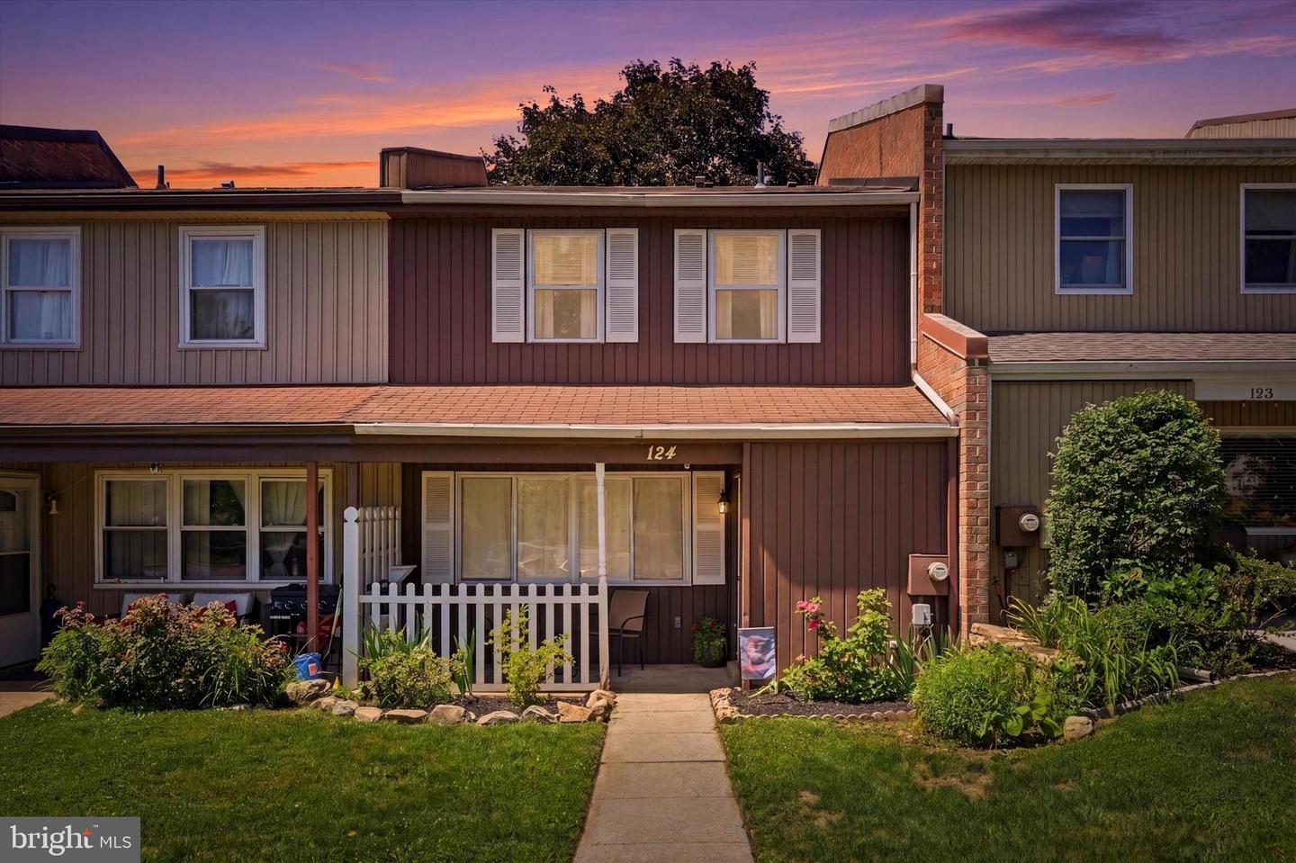 124 Argyll Court #56
