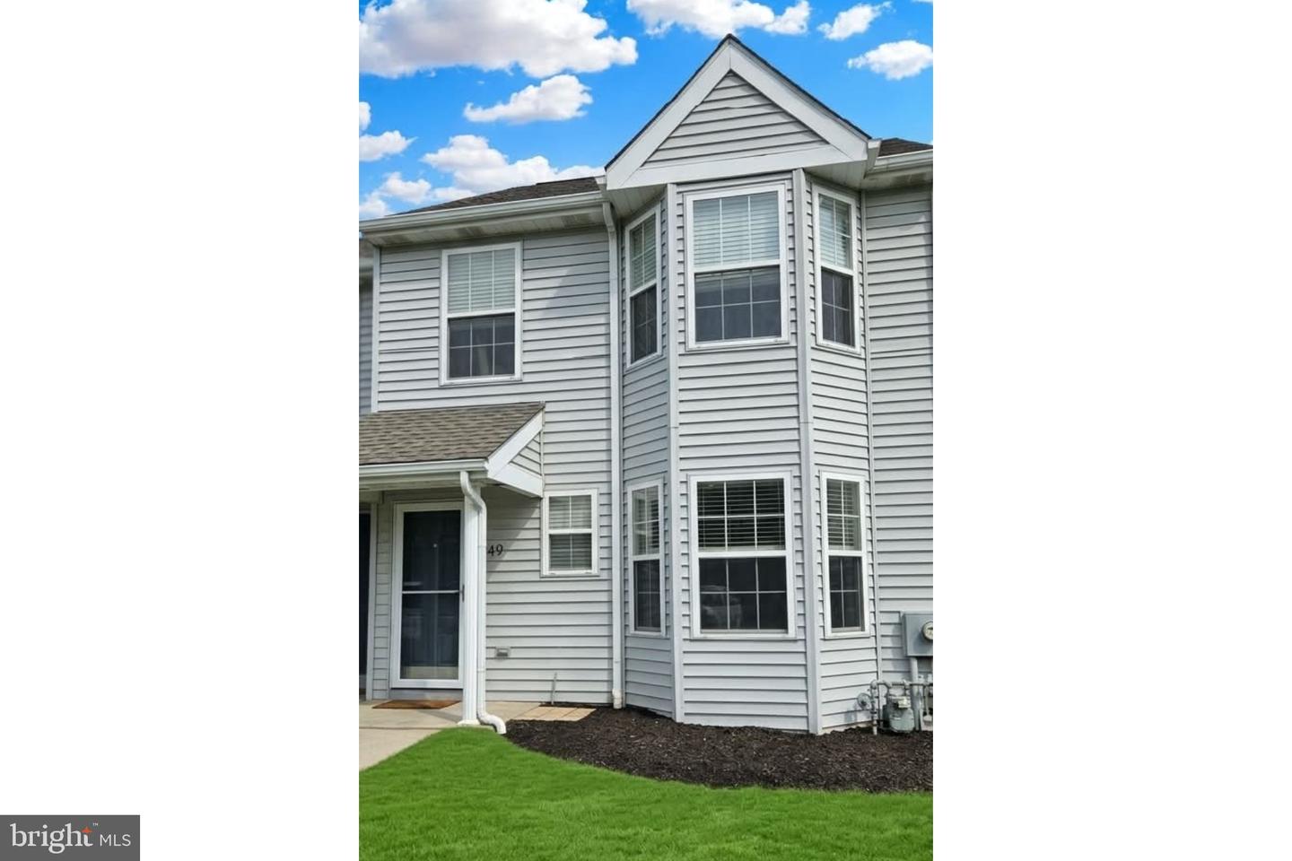 249 Thia Court