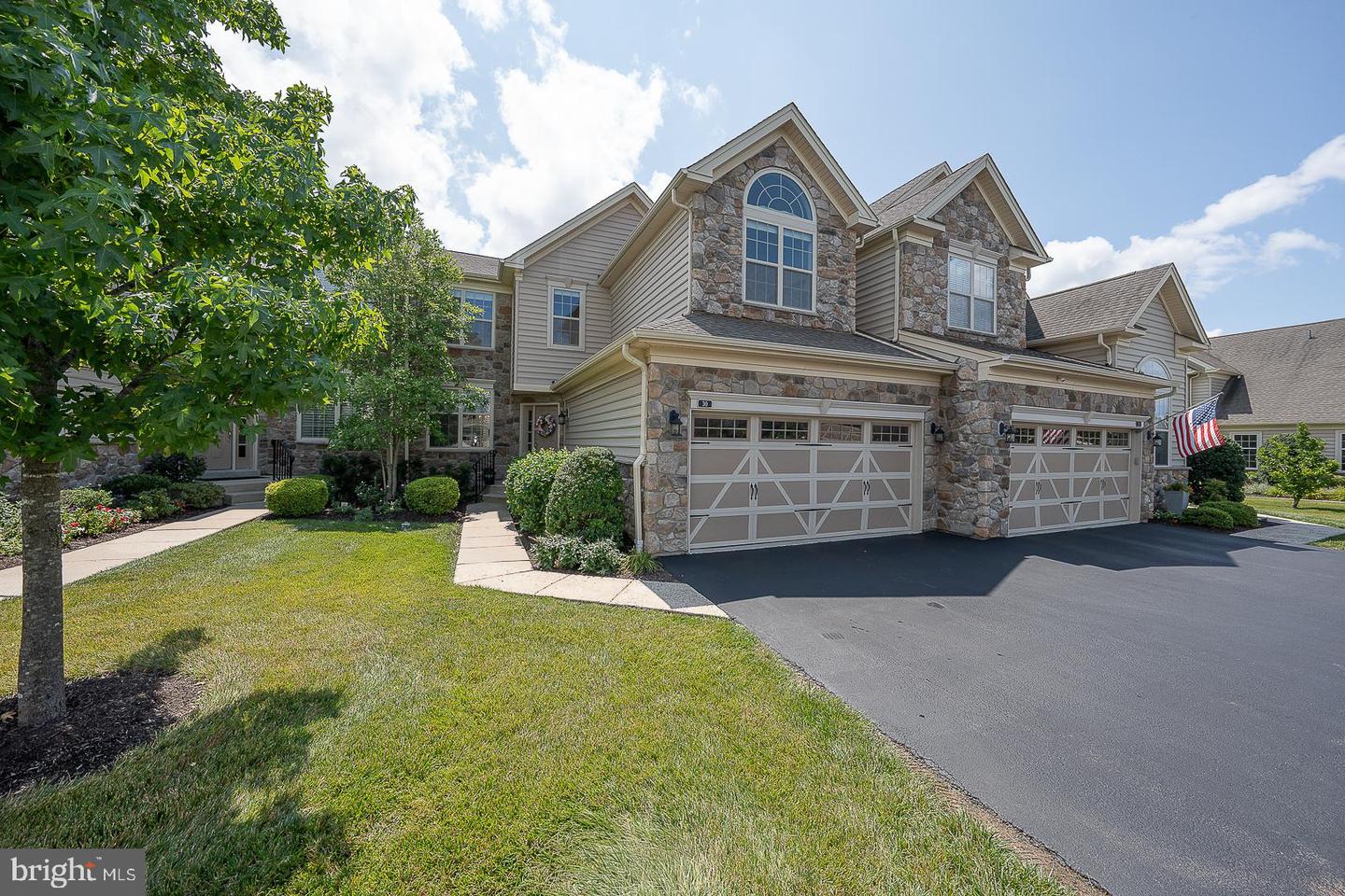 30 Meadow View Lane