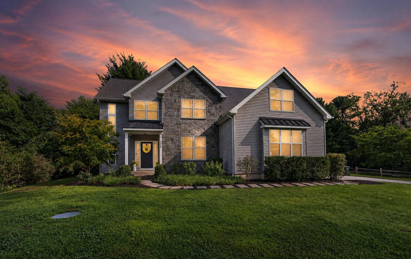 1405 Carriage Lane