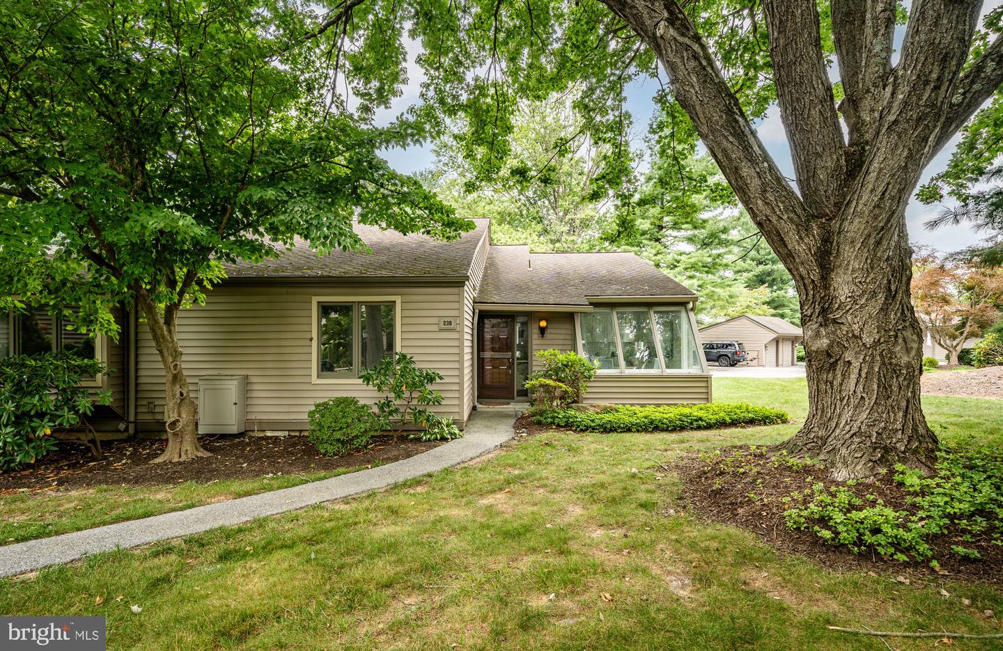 238 Chatham Way #238