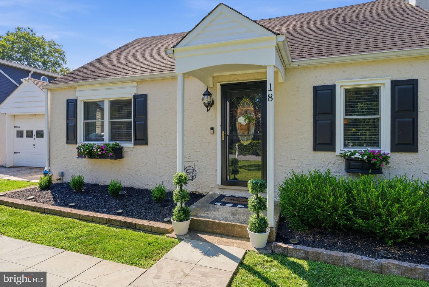 18 Buttonwood Avenue