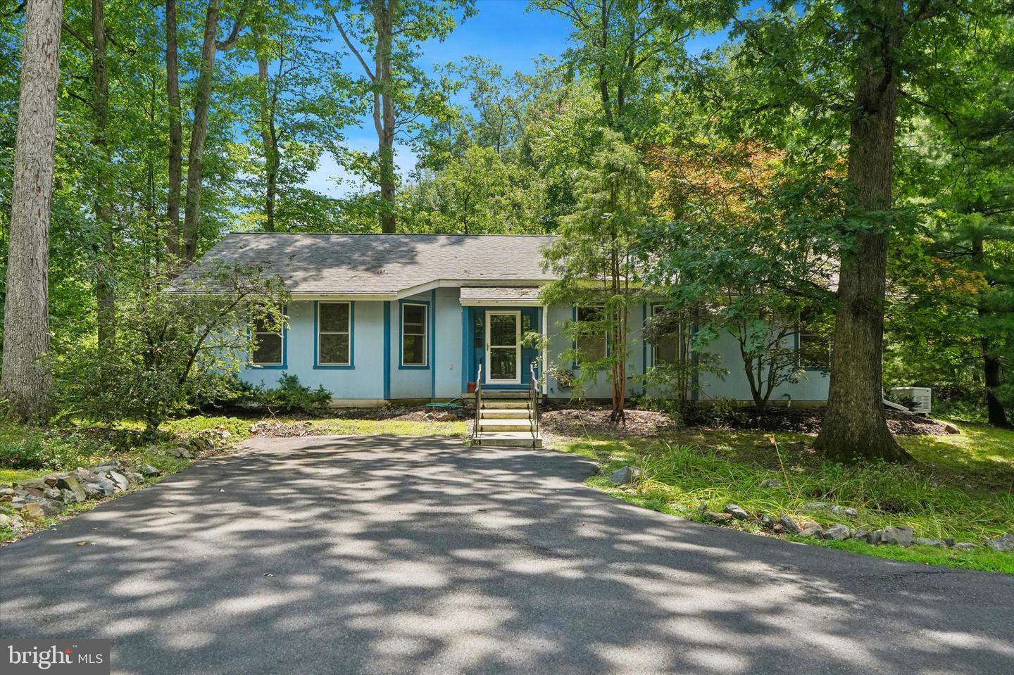 2990 Chestnut Hill Road