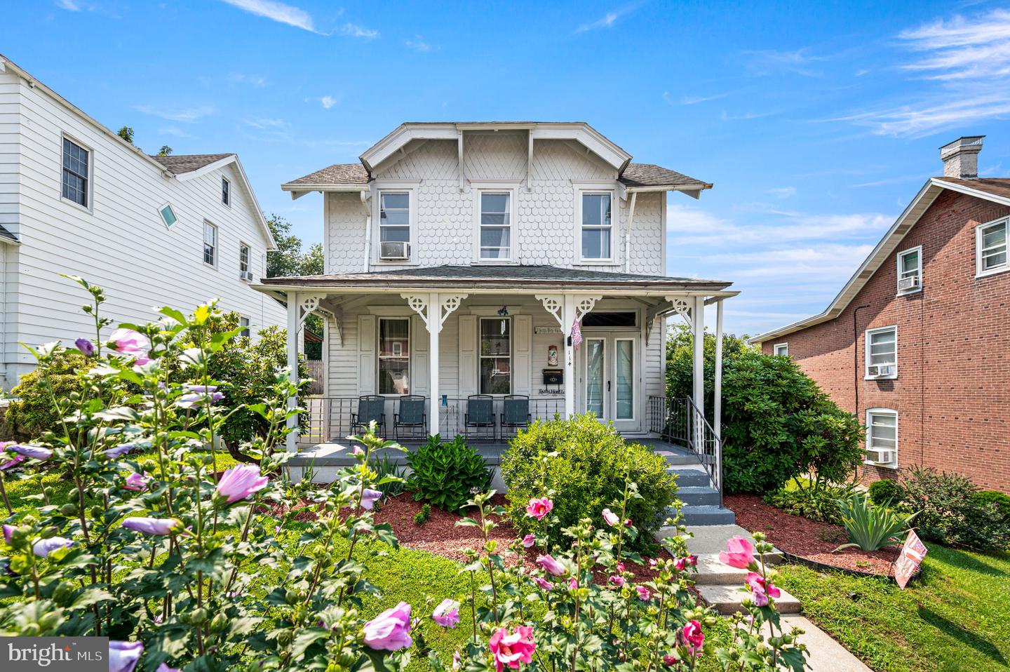 114 Chester Avenue