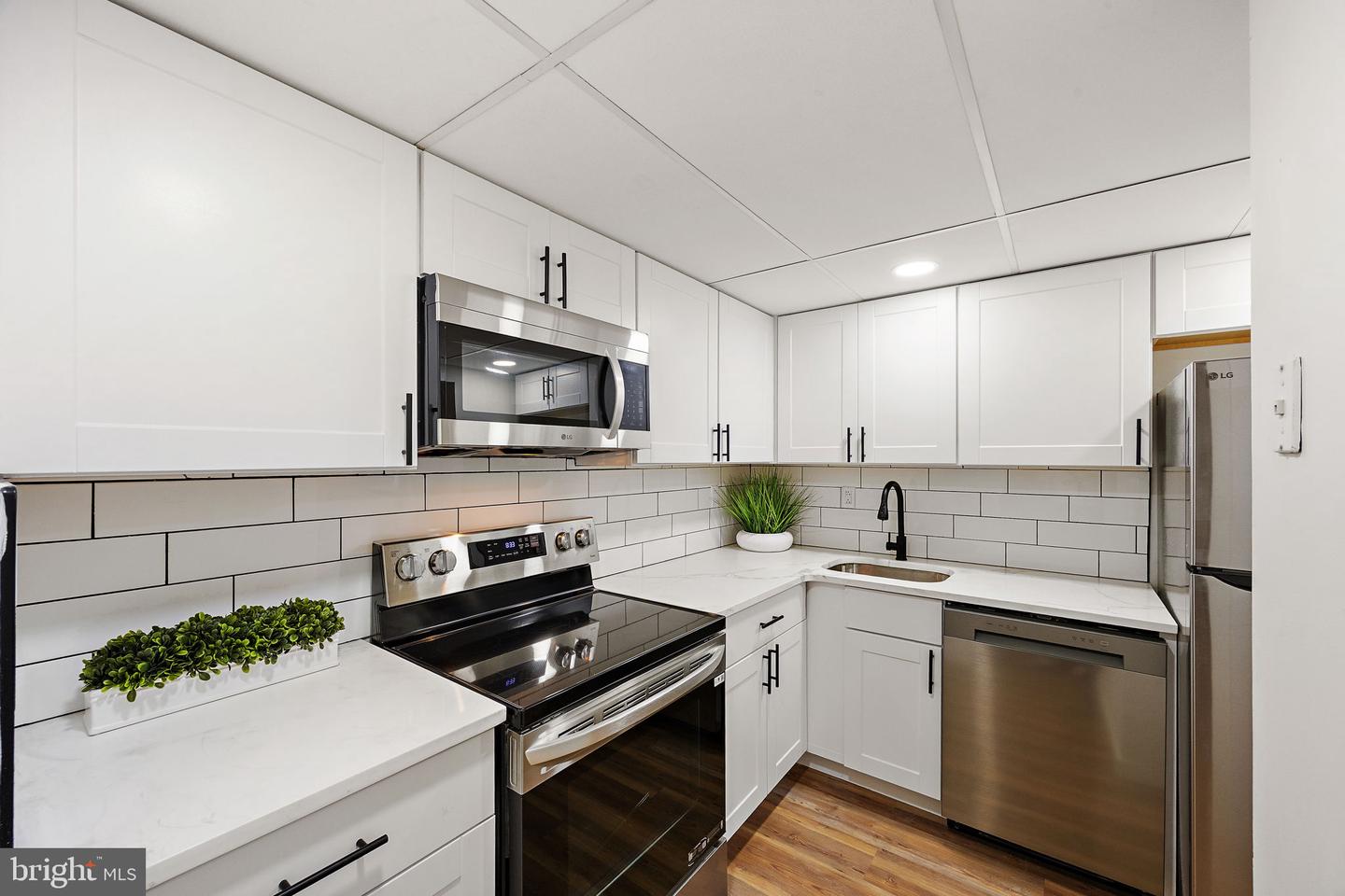 117 Railroad Avenue #1