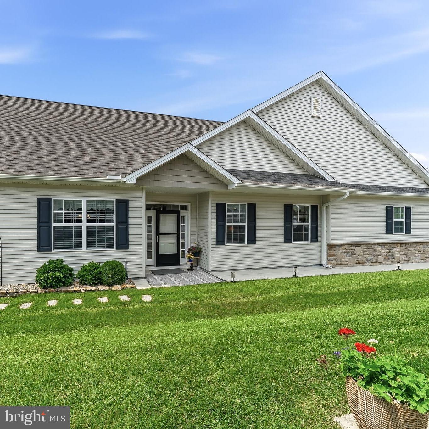 143 Rose View Drive