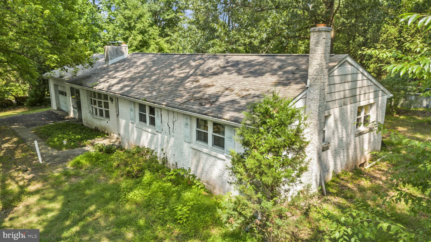 2900 Chestnut Hill Road