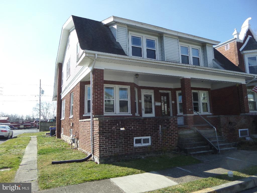 176 E Emaus Street, Middletown