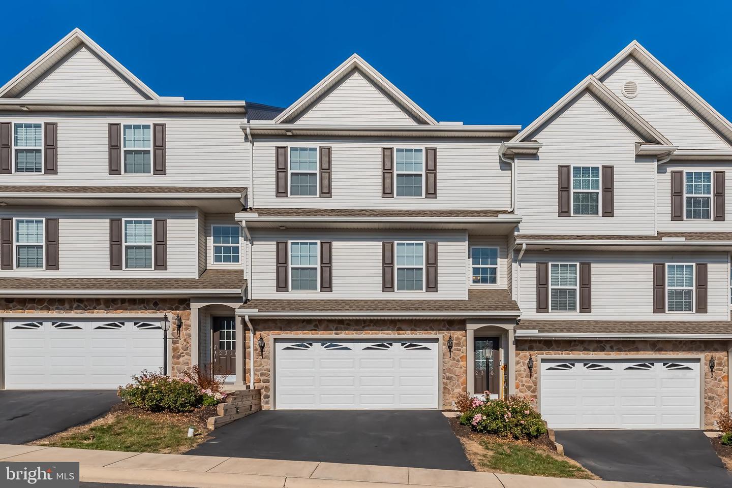 2318 Bartlett Road, Harrisburg