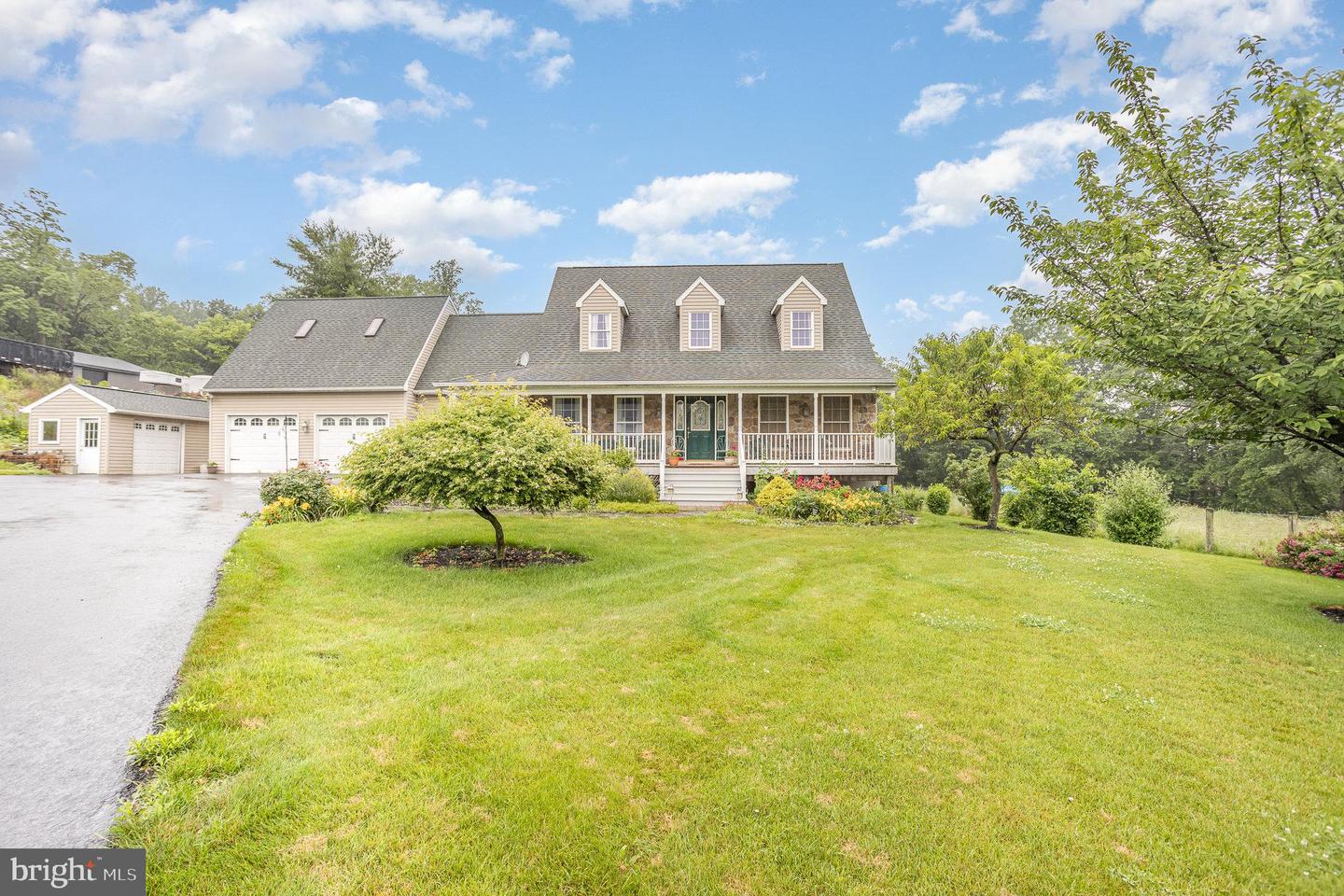 4229 Roundtop Road, Elizabethtown