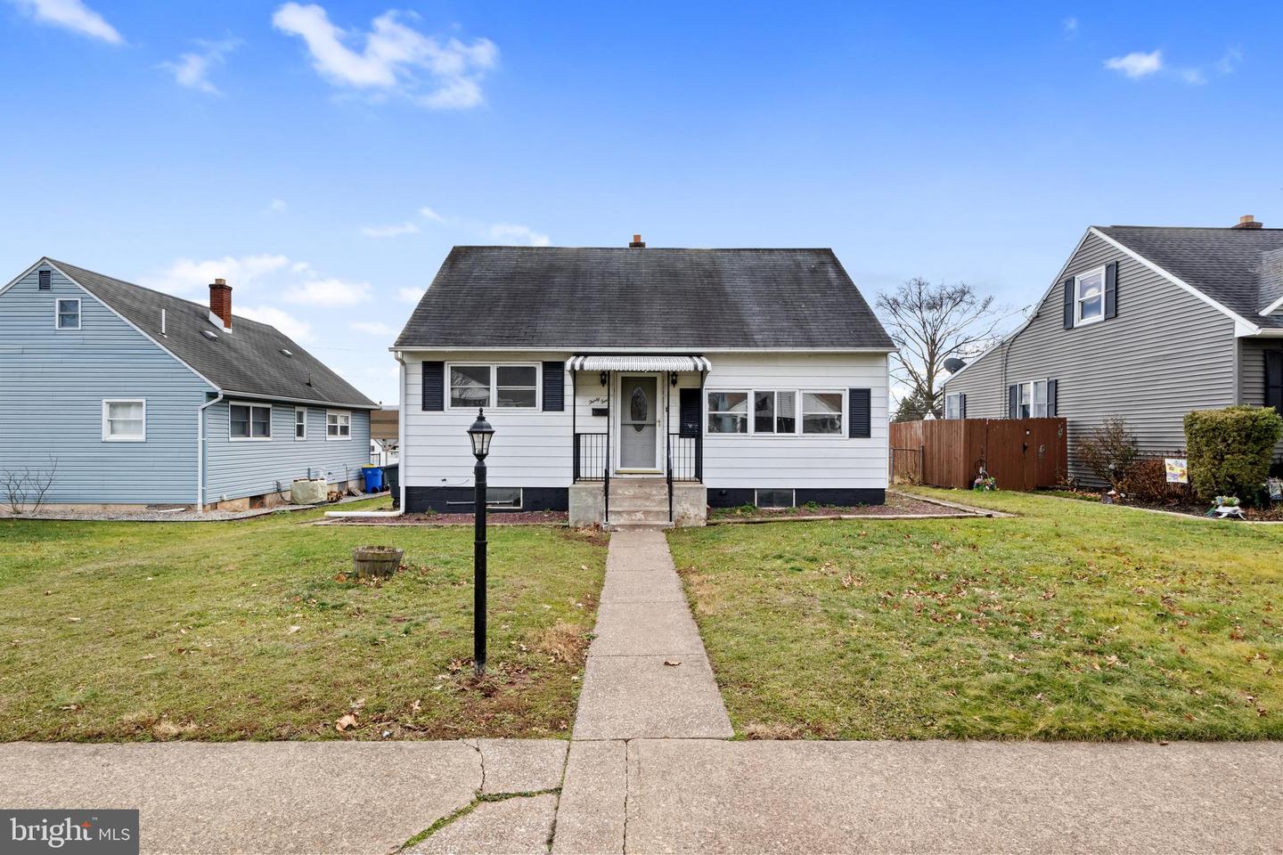 34 Oak Hill Drive, Middletown