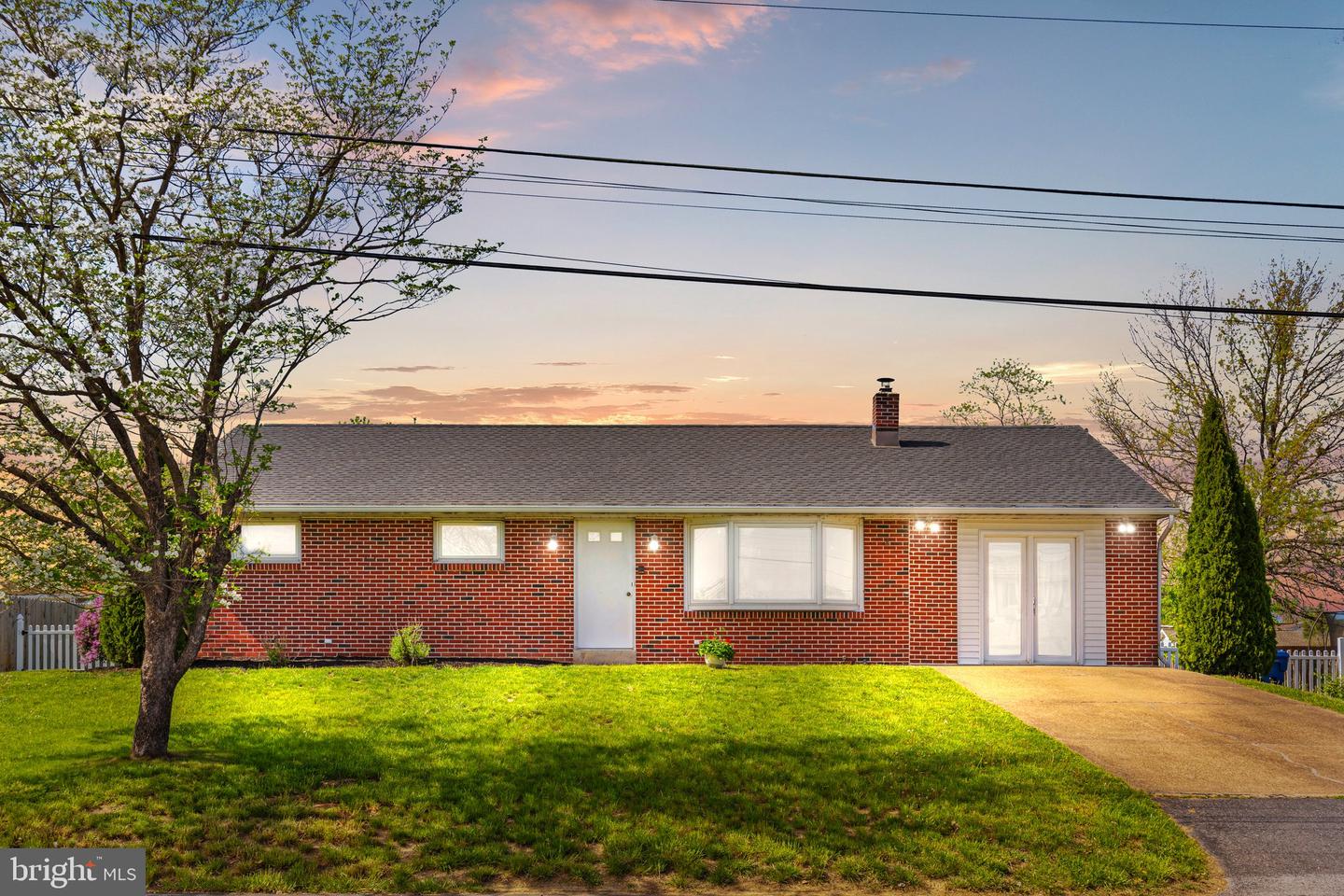 5832 Mayfair Drive, Harrisburg