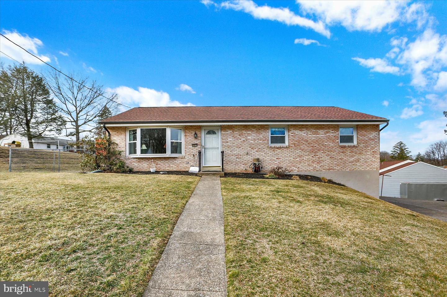 5631 Akron Drive, Harrisburg