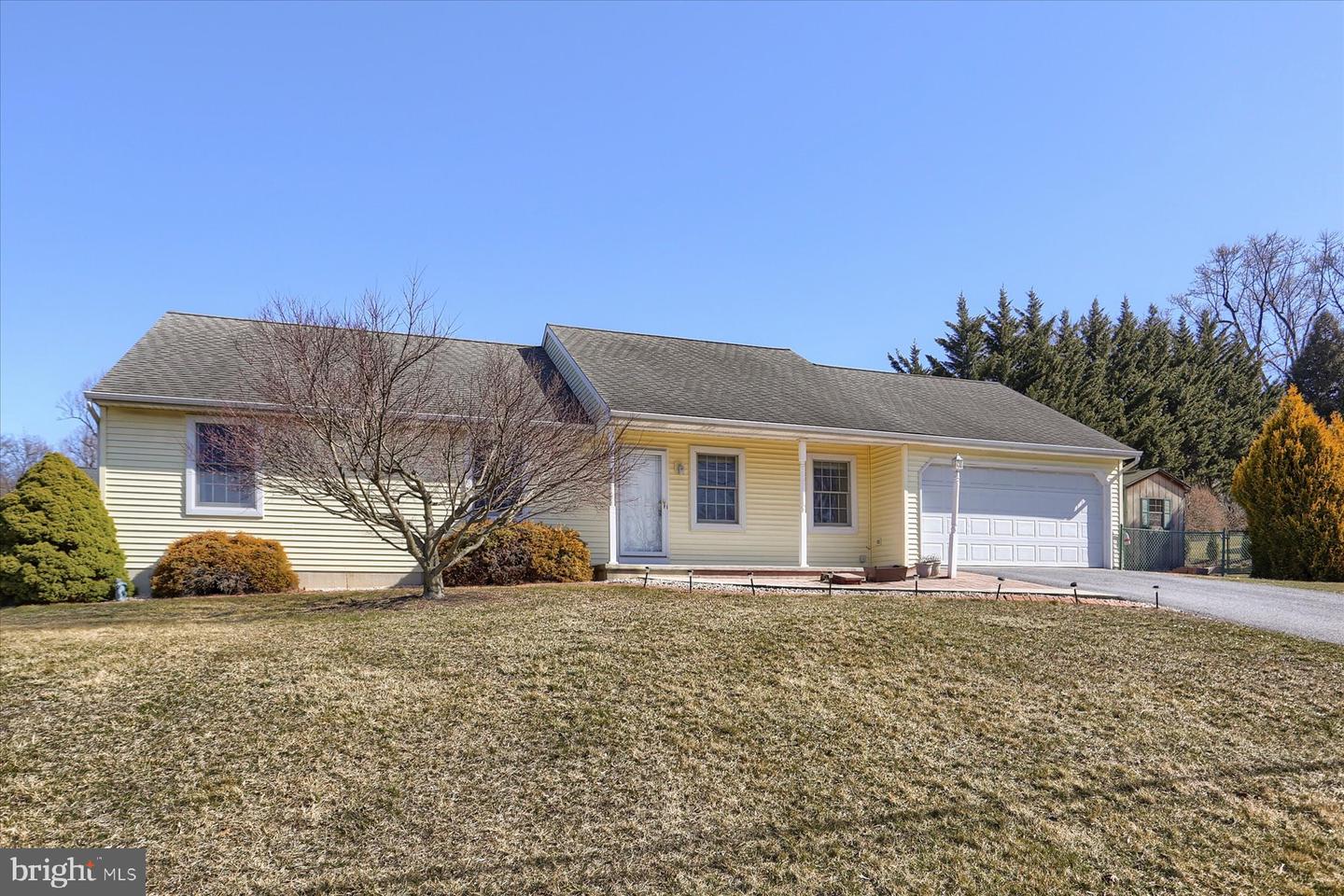 937 Debra Drive, Hummelstown