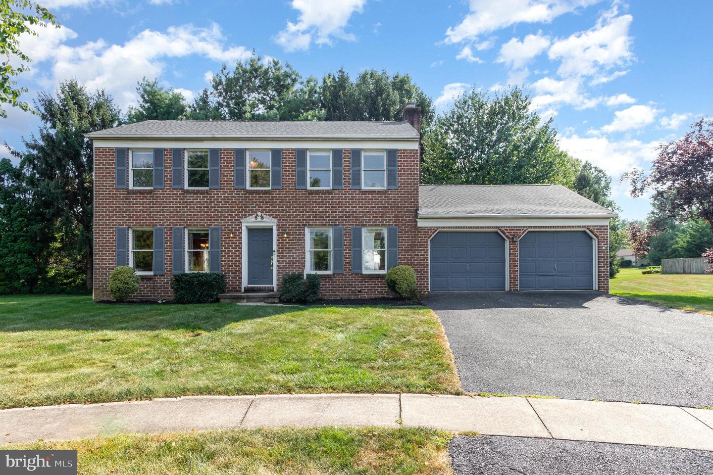 989 Kings Way W, Hummelstown