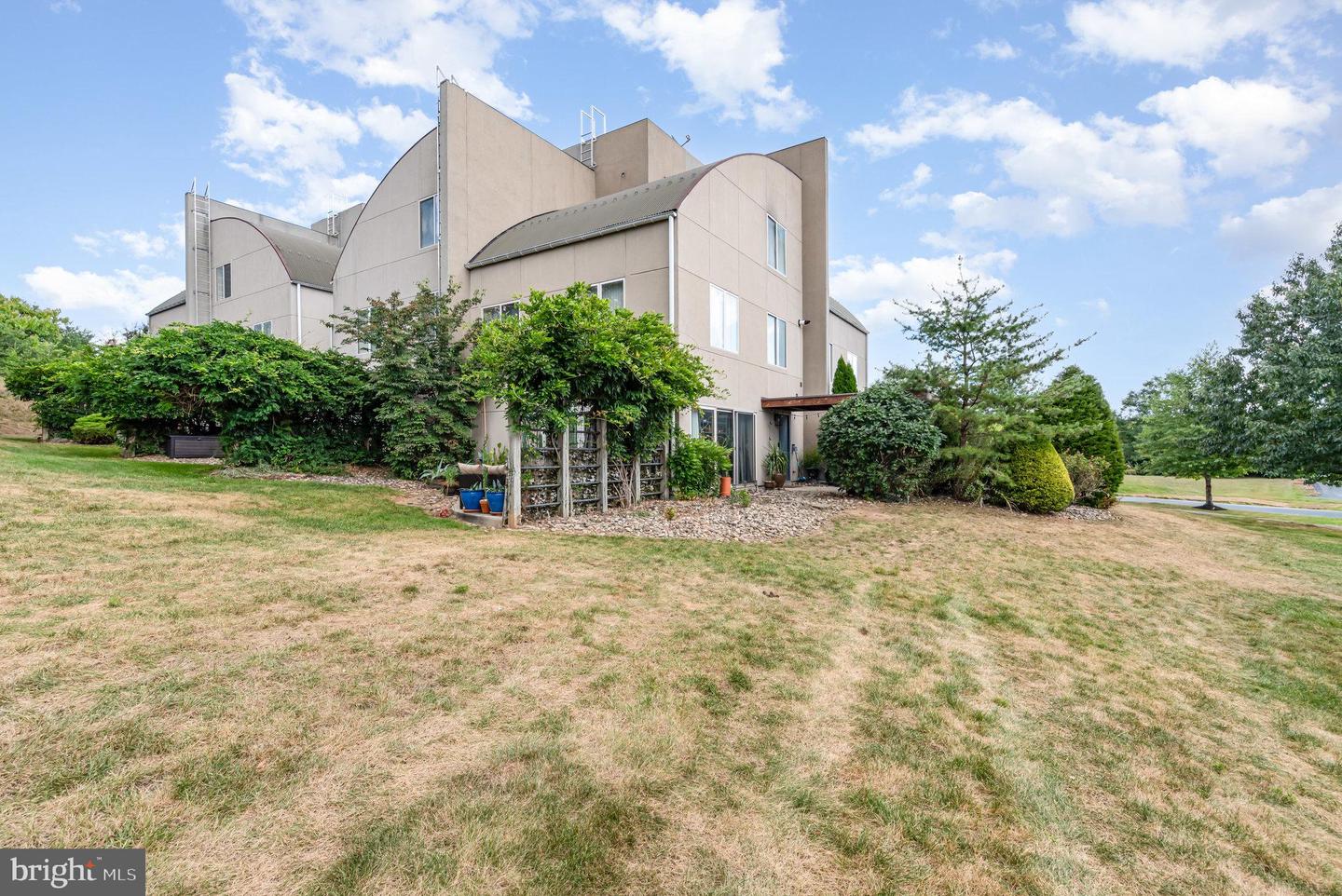414 Blue Ridge Circle, Harrisburg