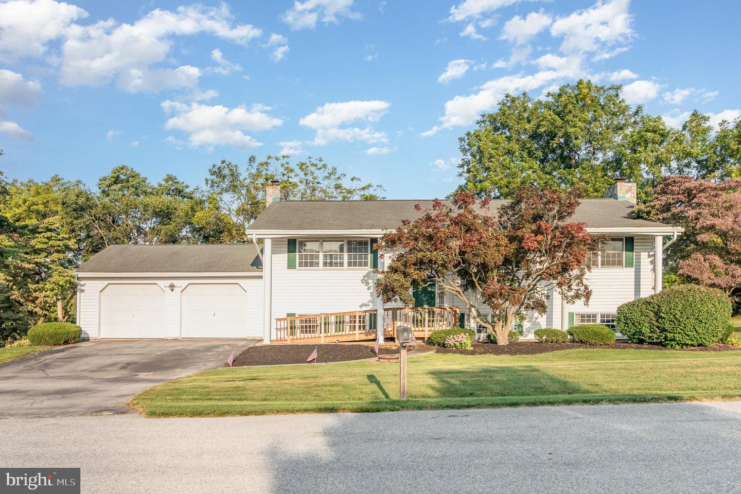 3 Goldcrest Place, Harrisburg