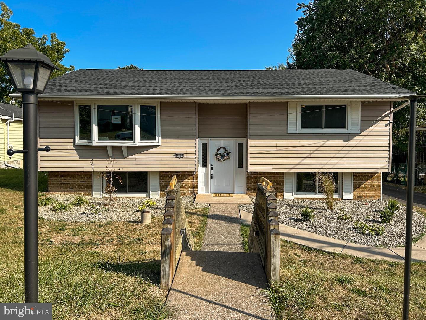 6128 Blue Bird Avenue, Harrisburg