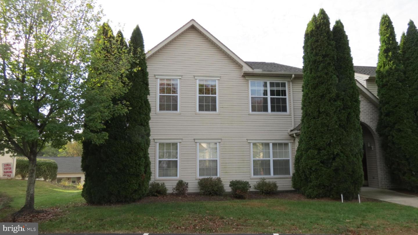 118 Hiddenwood Drive, Harrisburg