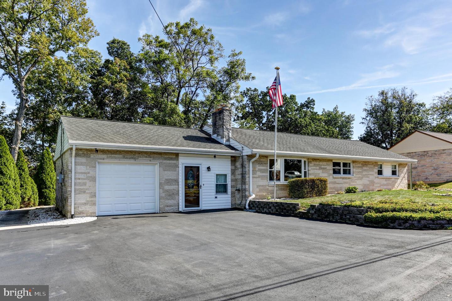 24 Arwin Drive, Hummelstown