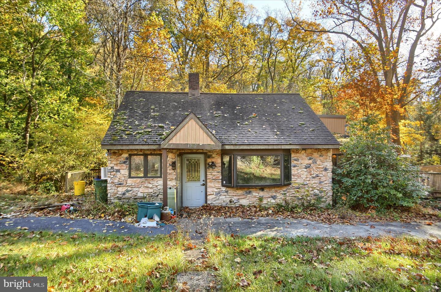 1025 &amp; 1029 Roberts Valley Road, Harrisburg