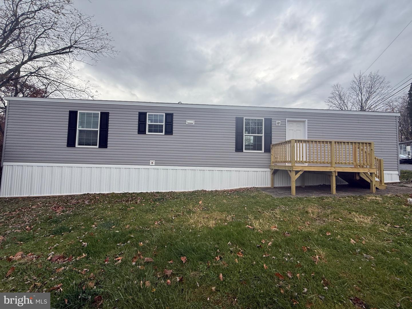 140 Deann Ln