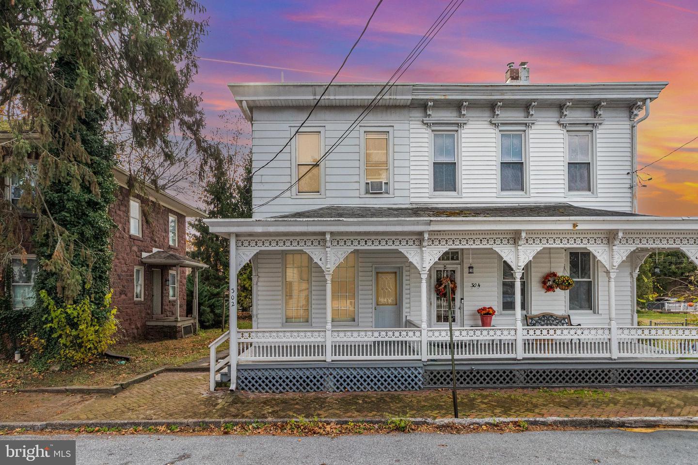 302 Juniata Street, Dauphin