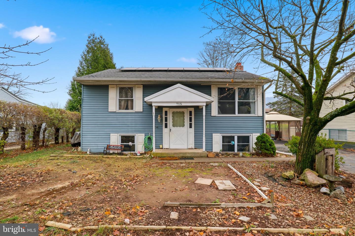 715 Claster Boulevard, Dauphin