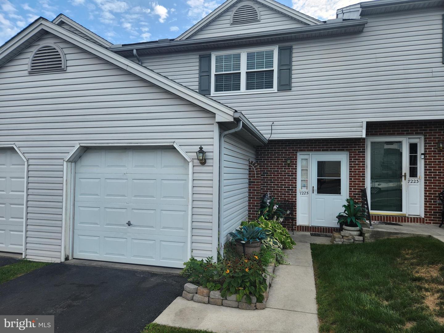 7225 Capital Drive, Harrisburg
