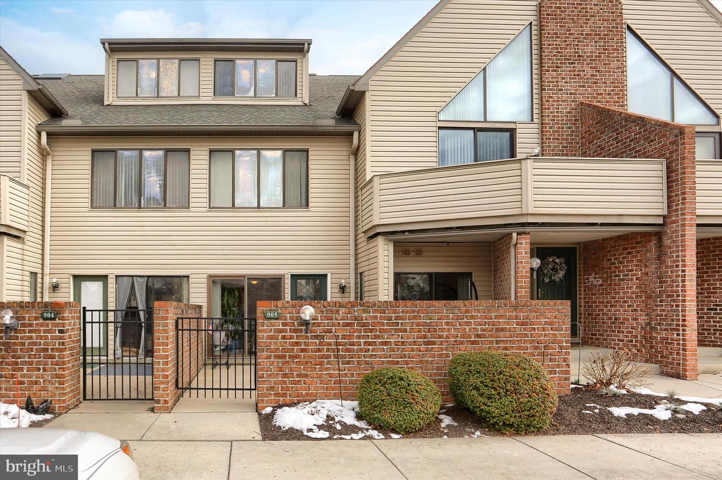 905 Cherrington Drive, Harrisburg